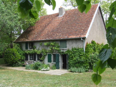 Landhuis met 1,8Ha op idyllische lokatie bij Saone, Haute-Saone, Frankrijk