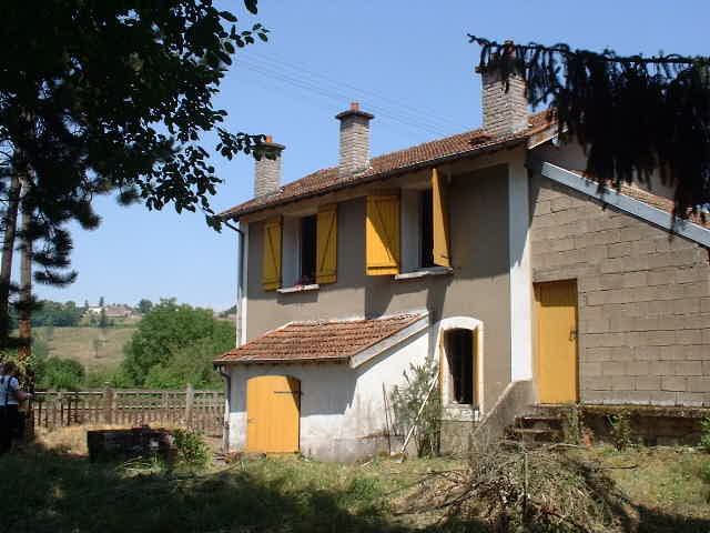 Schattig spoorweghuisje op schitterende lokatie, Haute Marne, Frankrijk