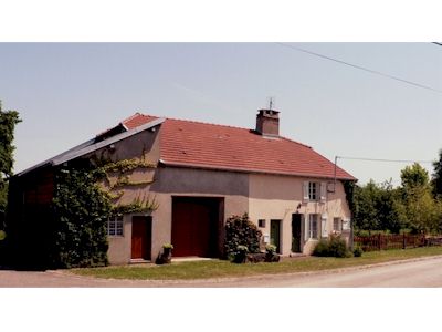 Vrijstaande woonboerderij met grote tuin, Haute-Saone, Frankrijk