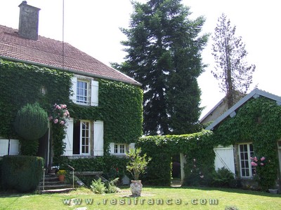 Maison de Caractère met mooie tuin en uizicht, Haute-Marne, Frankrijk