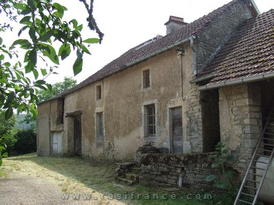 Charmante vrijstaande boerderij met tuin, Haute-Saone, Frankrijk