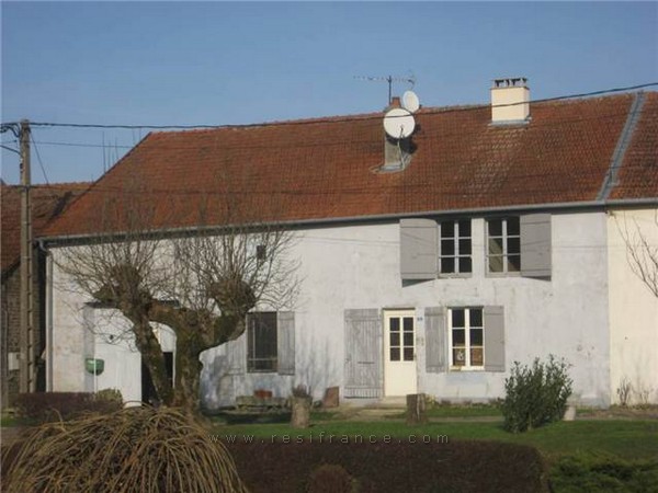 Charmante dorpsboerderij op mooie lokatie, Haute-Marne, Frankrijk
