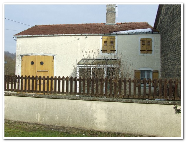 Rustig gelegen dorpsboerderij met zeer mooi uitzicht, Haute-Marne, Frankrijk