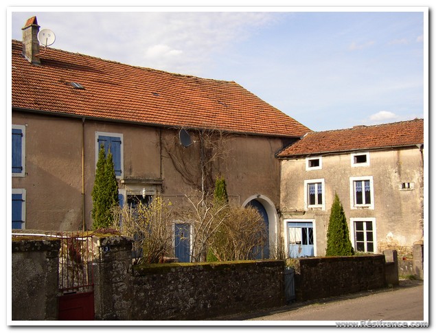 Mooie vakantie boerderij in een leuk dorpje, Haute-Marne, Frankrijk