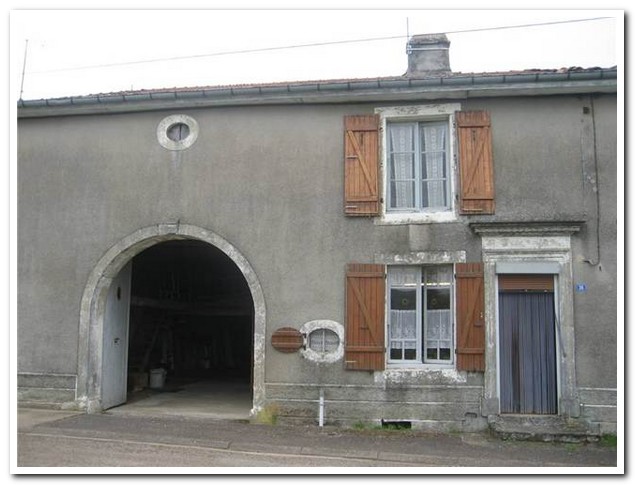 Leuke dorpswoning met mooie tuin en uitzicht, Haute-Marne, Frankrijk