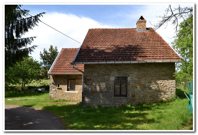 Vrijstaand woonhuis met tuin en mooi uitzicht, Haute-Marne, Frankrijk