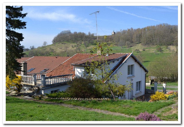 Dorpswoning met ruime tuin en zeer mooi uitzicht, Haute-Marne, Frankrijk