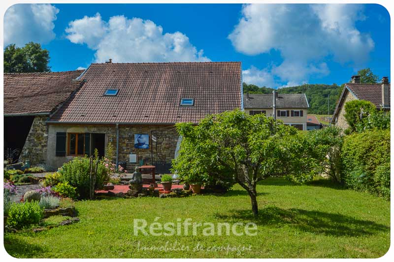 Charmante dorpsboerderij met mooie tuin, Haute-Marne, Frankrijk