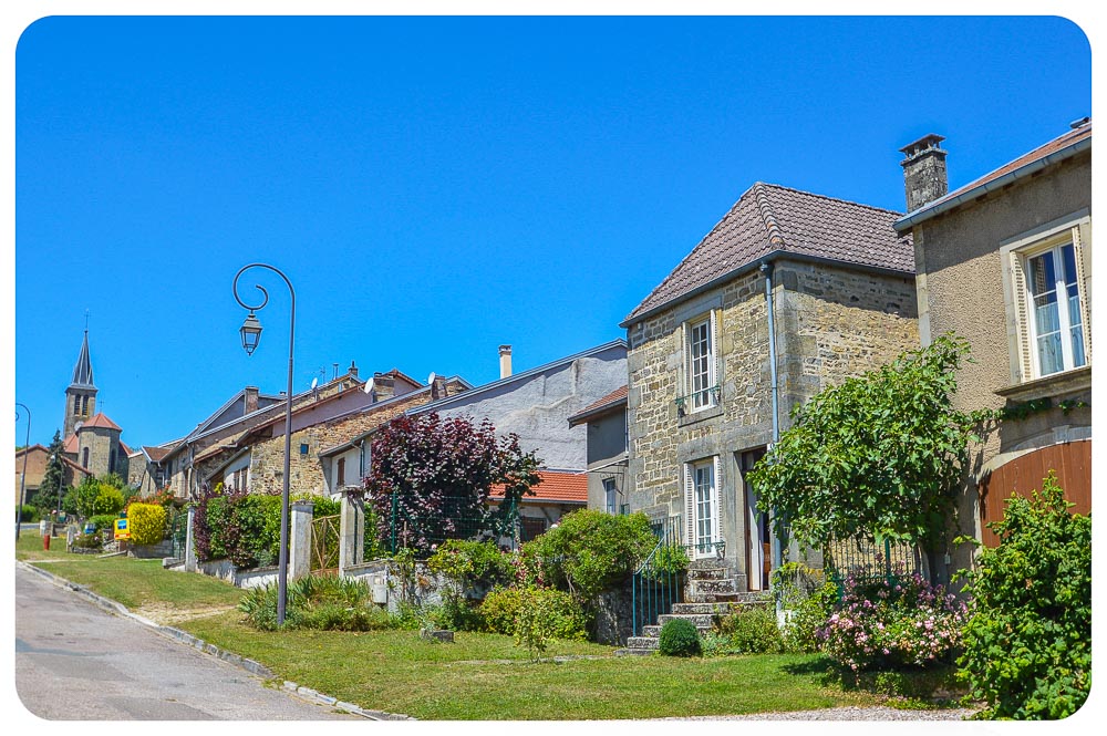 Charmante dorpswoning met grote tuin en spectaculair uitzicht, Haute-Marne, Frankrijk
