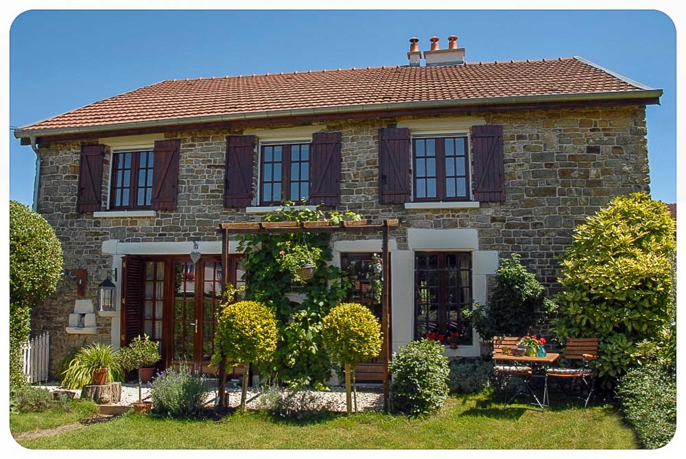 Charmante dorpswoning met mooi aangelegde tuin, Haute-Marne, Frankrijk