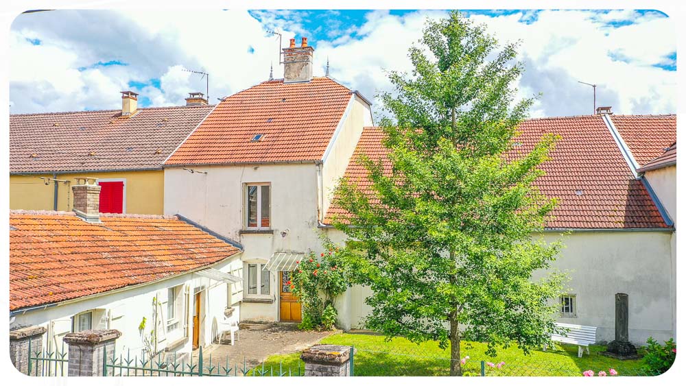 Charmante dorpsboerderij met grote tuin en mooi uitzicht, Haute-Marne, Frankrijk