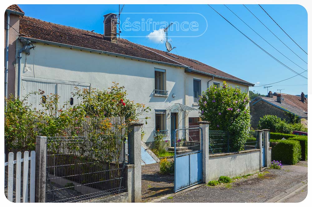 Charmante dorpswoning met mooie tuin en uitzicht, Haute-Marne, Frankrijk