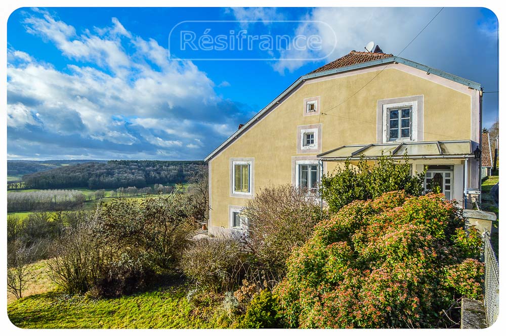 Charmante dorpswoning met schitterend uitzicht, Haute-Marne, Frankrijk