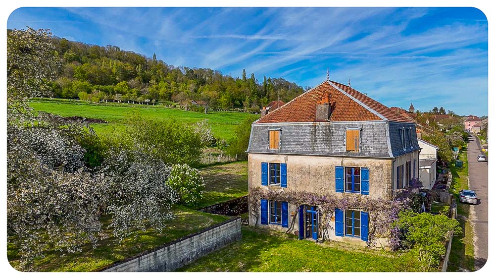Maison de Caractère met ruime tuin en mooi uitzicht, Haute-Saone, Frankrijk